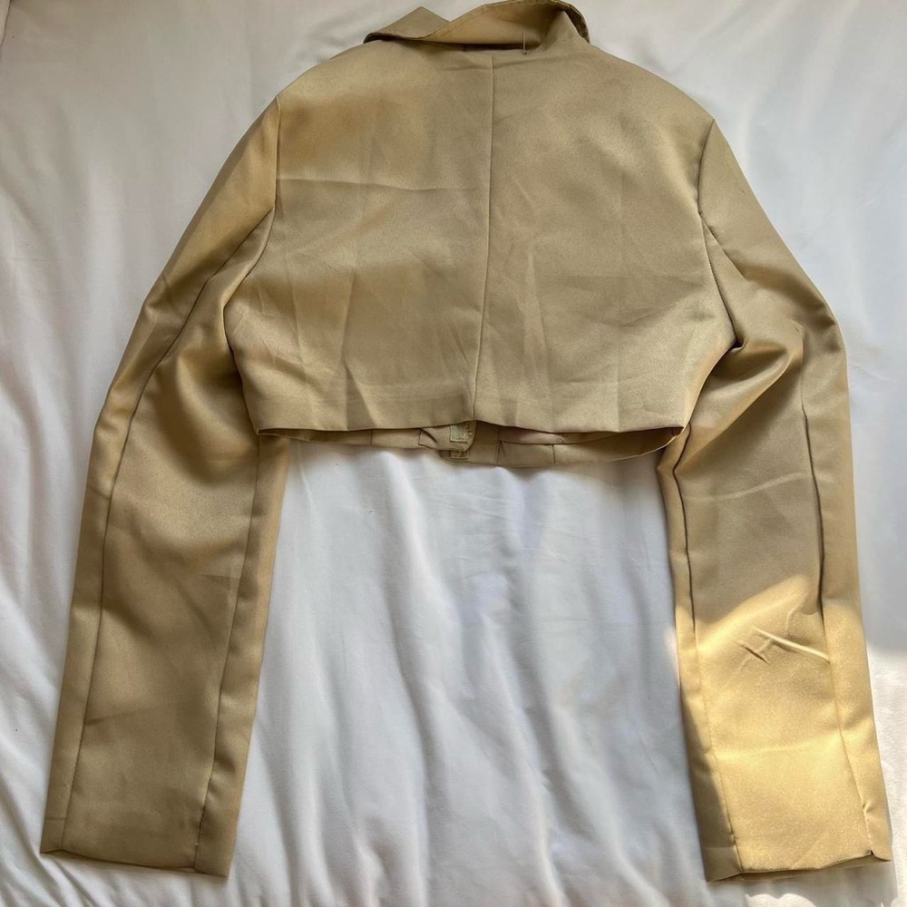 Beige Cropped Jacket - image 3